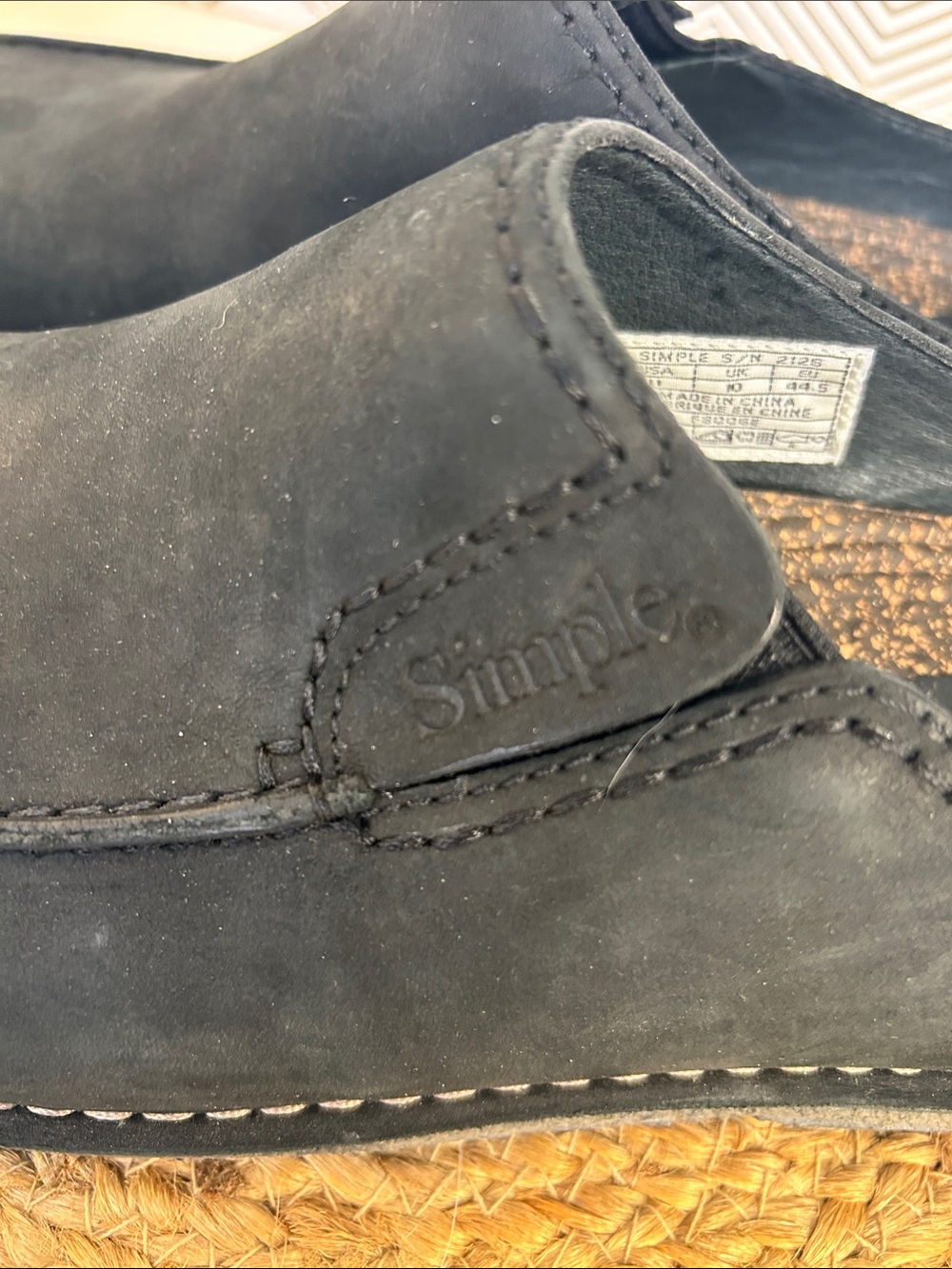 Simple brand clogs-black leather-size 11 - Picture 4 of 9